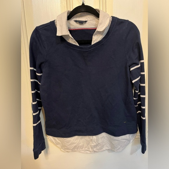 Tommy Hilfiger Long Sleeve Navy Sweater with Faux White Collared Blouse Medium - Picture 3 of 9